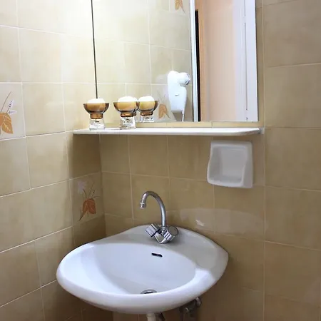 Korina's דירה איפסוס